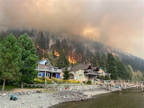 Fires on both sides of Adams Lake in B.C. prompt evacuation orders